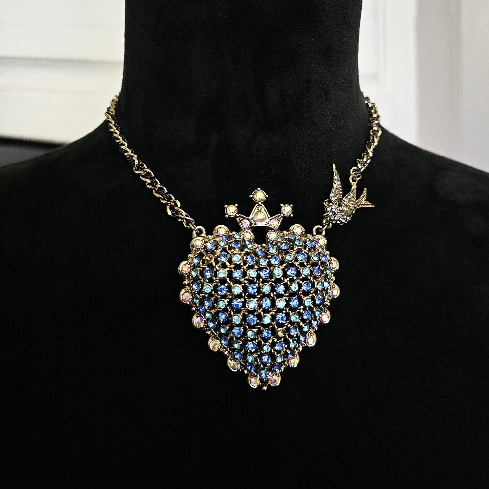 🕊️ Betsey Johnson Heart Pendant Bird Crystal Rhinestone Necklace